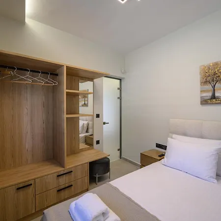 Modern House Katoikia Pyrgos Pírgos