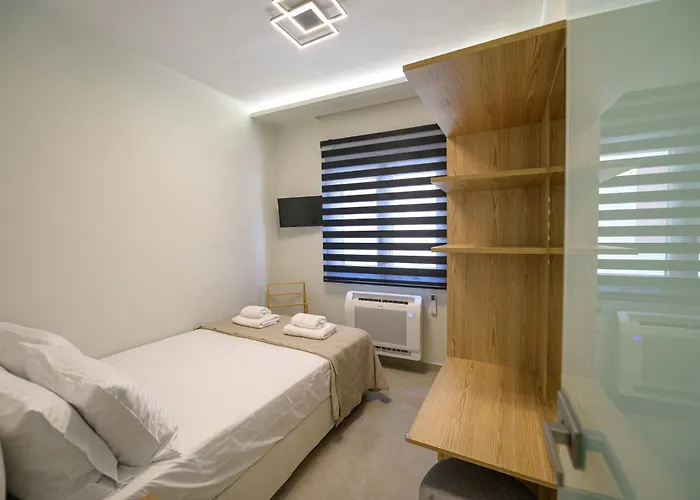 Modern House Katoikia Pyrgos * Pírgos