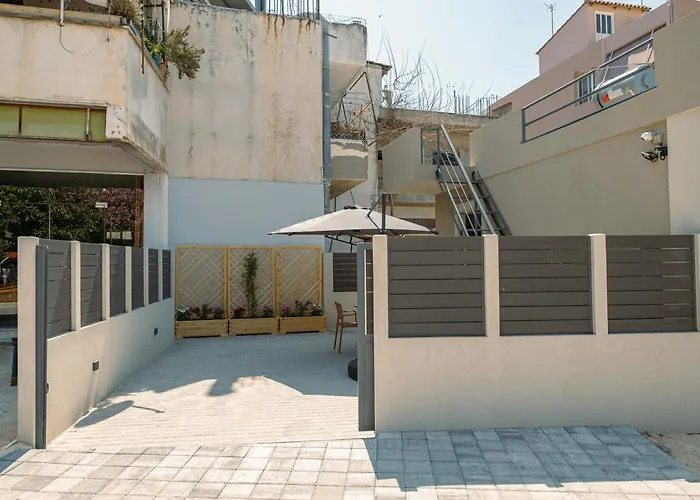 Modern House Katoikia Pyrgos * Pírgos