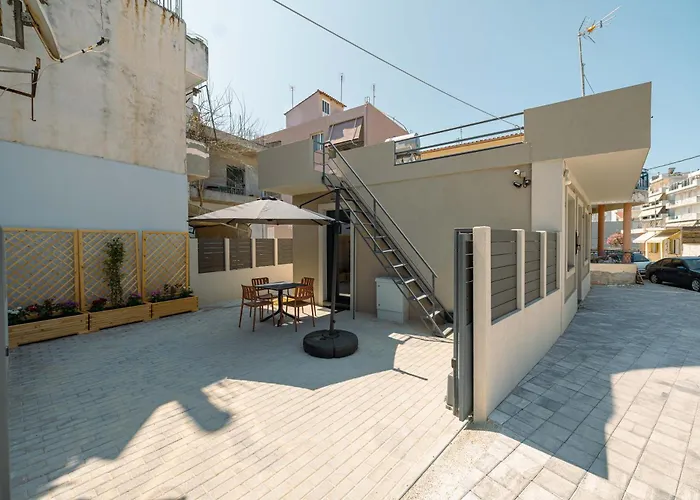 Modern House Katoikia Pyrgos * Pírgos